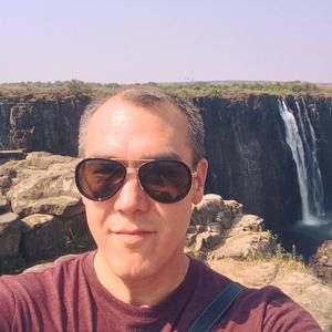 Meet your Posher, Daniel